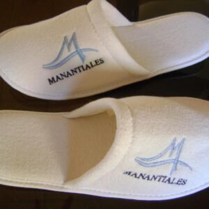 IMPRESIÓN EN PANTUFLA DESCARTABLE DE GOMA EVA (PRECIO POR UN PAR)
